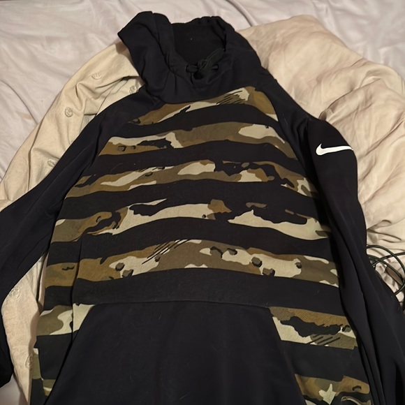 Nike camo striped hoodie - Picture 1 of 2